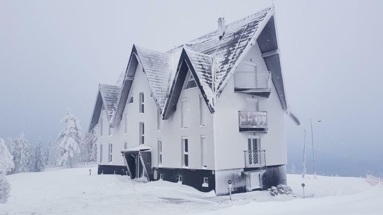 Divcibare Delux Apartman Exterior foto