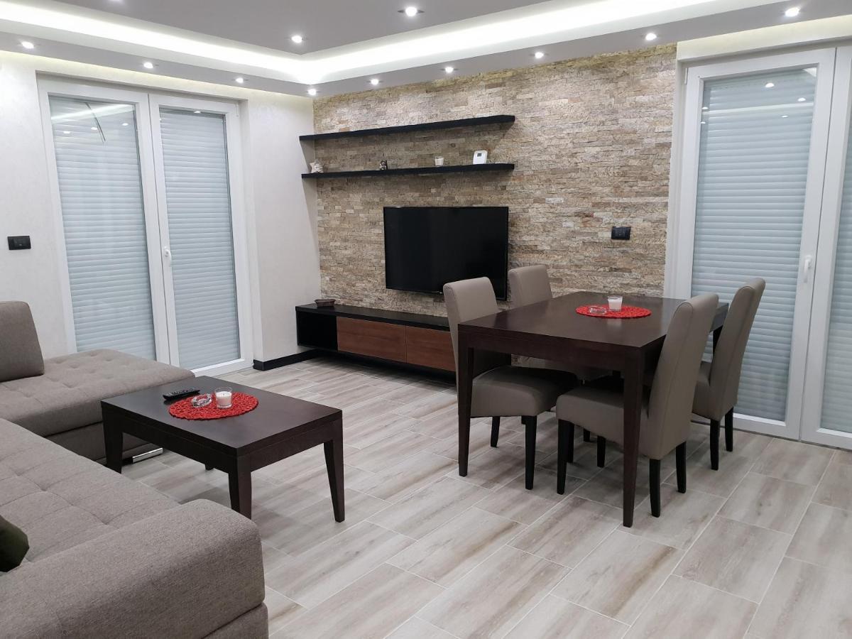 Divcibare Delux Apartman Exterior foto